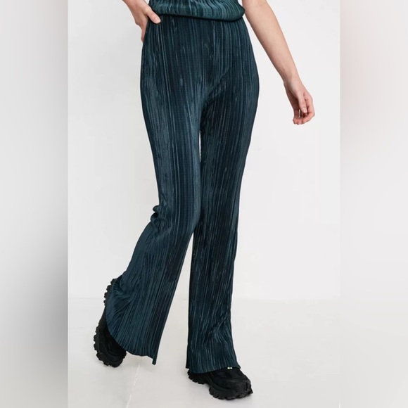 Urban Outfitters Green Plisse Flare Trouser Pant - Picture 1 of 6
